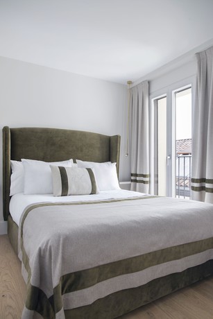 Imagen de la habitación del Apartamentos Palacio Tirso De Molina - the arc collection. Foto 1