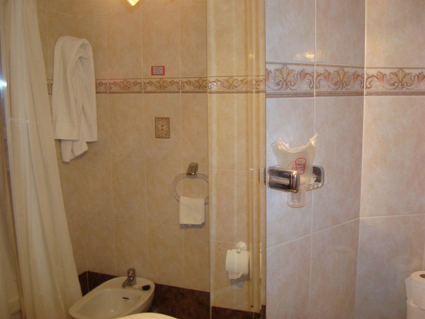 Imagen de la habitación del Apartamentos Palm Beach Club. Foto 5