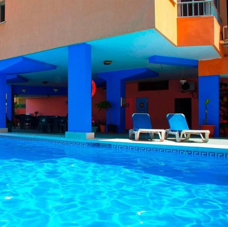 Imagen de los exteriores del Apartamentos Palm Beach Club. Foto 14