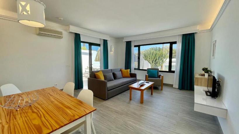 Imagen de los interiores del Apartamentos Palmeras Garden. Foto 13