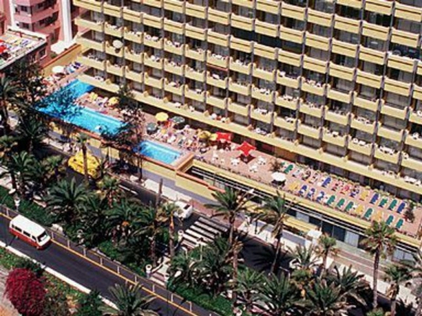 Imagen general del Apartamentos Palmeras Playa. Foto 11