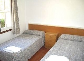 Imagen de la habitación del Apartamentos Palmeres. Foto 2