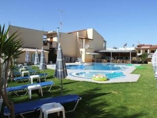 Imagen de la piscina del Apartamentos Panorama Apts Cfu. Foto 5