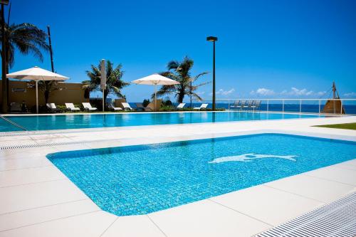 Imagen de la piscina del Apartamentos Paradise Centre Apartments. Foto 29