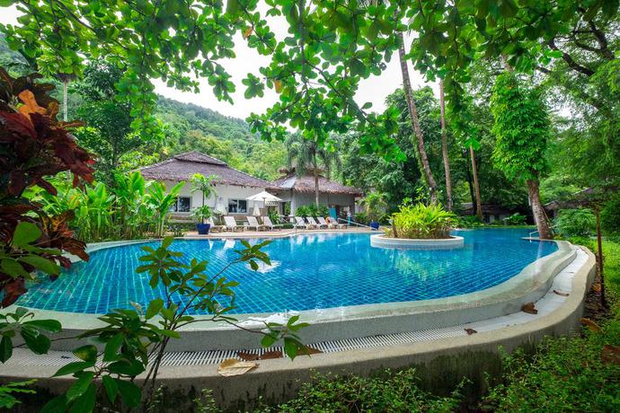Imagen de la piscina del Apartamentos Paradise Koh Yao Boutique Beach Resort And Spa. Foto 8