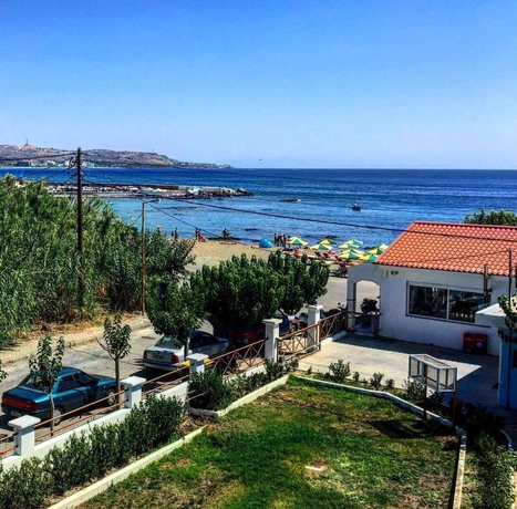 Imagen de los exteriores del Apartamentos Paradise Studios. Foto 17