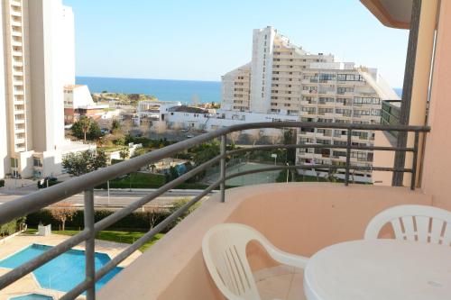 Imagen general del Apartamentos Paraíso Sol Da Rocha. Foto 2