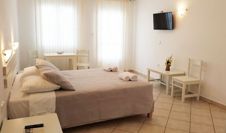 Imagen general del Apartamentos Paros Paradise. Foto 7