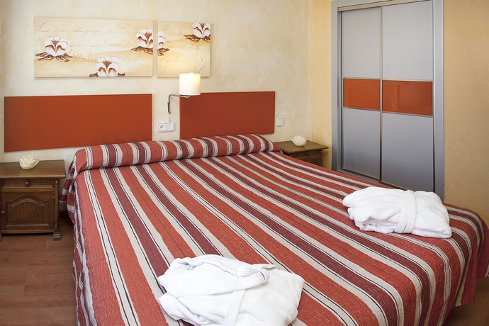 Imagen de la habitación del Apartamentos Parot. Foto 5