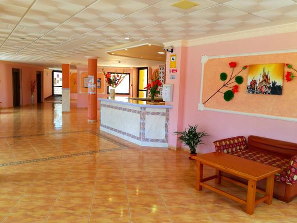 Imagen de los interiores del Apartamentos Parque Carolina. Foto 4