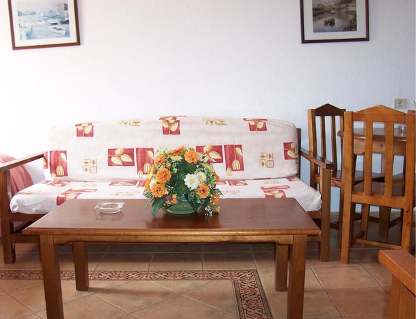 Imagen de los interiores del Apartamentos Parque Cattleya. Foto 10