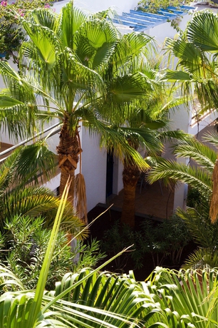 Imagen de los exteriores del Apartamentos Parque Tropical, Puerto del Carmen. Foto 9