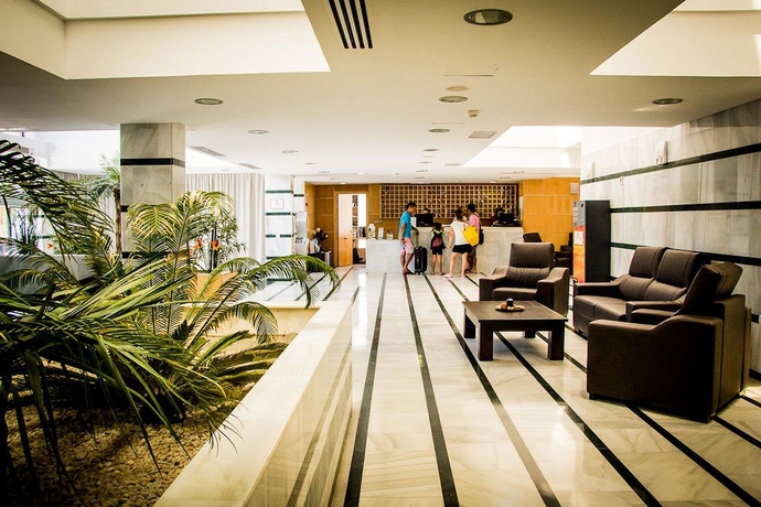 Imagen de los interiores del Apartamentos Parque Tropical, Vera. Foto 12