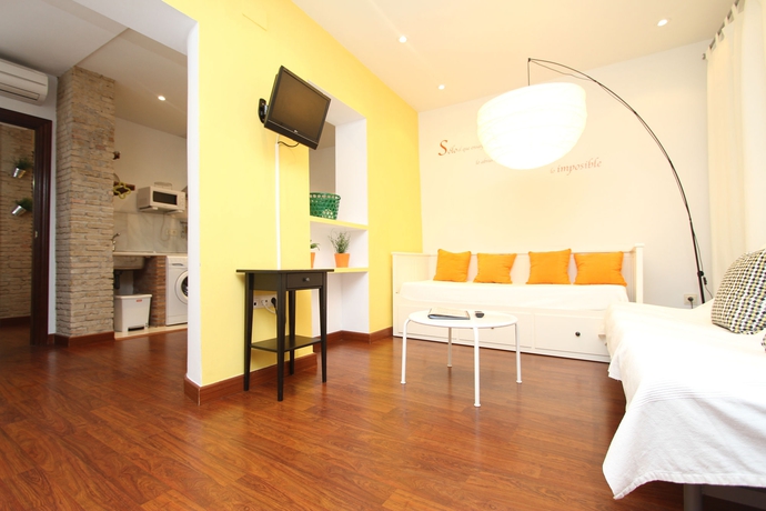 Imagen de los interiores del Apartamentos Paseo De Los Tristes. Foto 15