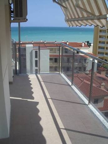 Imagen general del Apartamentos Paseo Maritimo. Foto 9