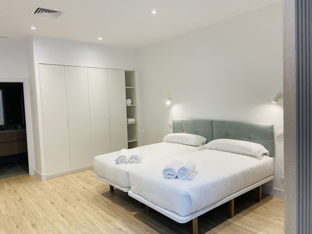 Imagen de la habitación del Apartamentos Paseo Suites. Foto 11