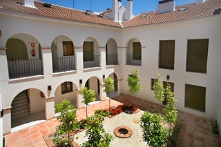 Imagen general del Apartamentos Patios de Alcántara. Foto 1