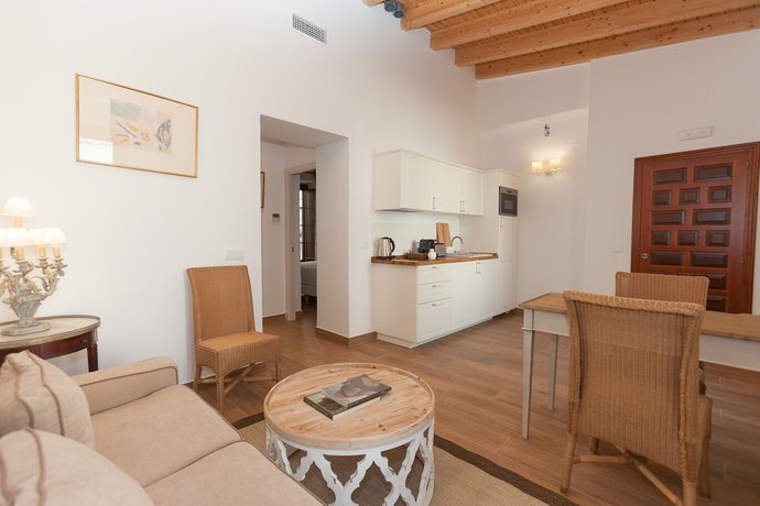 Imagen de la habitación del Apartamentos Patios de la Riva. Foto 5