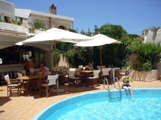 Imagen del bar/restaurante del Apartamentos Penelope Apartments. Foto 5