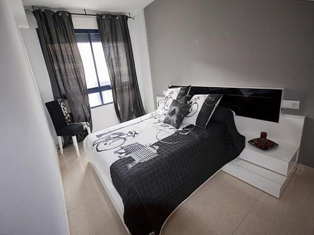 Imagen general del Apartamentos Peniscola Centro 3000 Sin Piscina. Foto 2