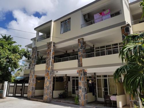 Imagen general del Apartamentos Pereybere Beach. Foto 1
