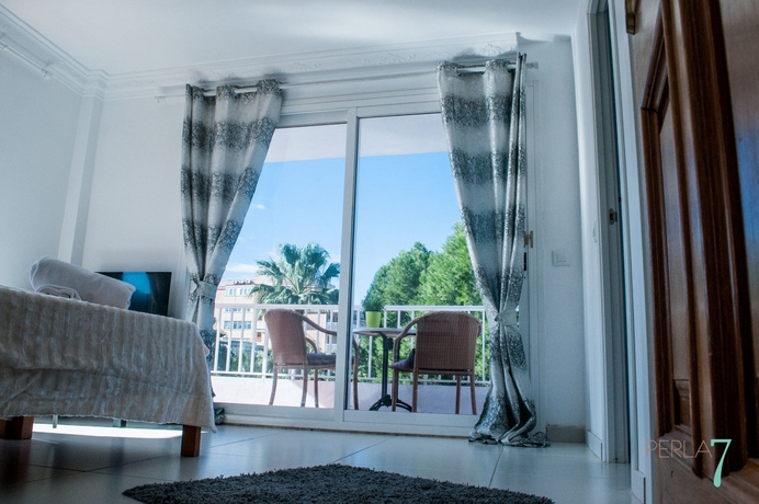 Imagen de la habitación del Apartamentos Perla Seven. Foto 5