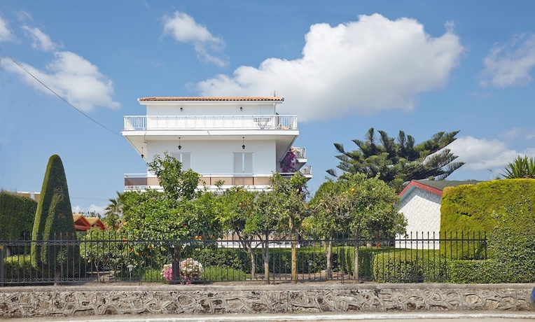 Imagen general del Apartamentos Pettas. Foto 1