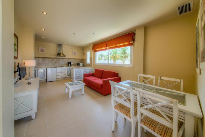 Imagen de la habitación del Apartamentos Piedramar. Foto 4