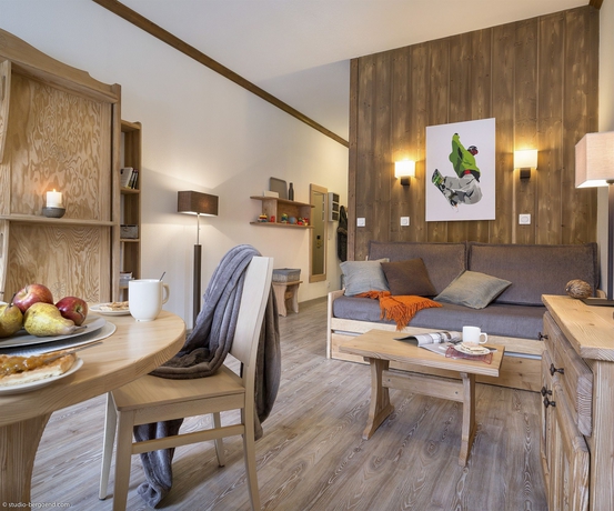 Imagen de los interiores del Apartamentos Pierre Et Vacances Residence Les Chalets De Solaise. Foto 11