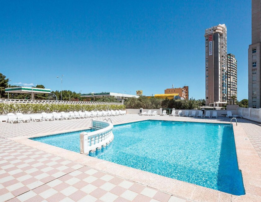 Imagen general del Apartamentos Pierre & Vacances Benidorm Levante, Adults Recommended. Foto 1