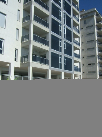 Imagen de la piscina del Apartamentos Pierre & Vacances La Manga. Foto 10