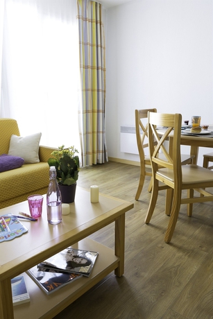 Imagen de los interiores del Apartamentos Pierre and Vacances Résidence La Baie Des Sables. Foto 3