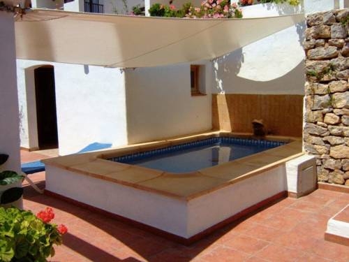 Imagen general del Apartamentos Pims Cala Llonga. Foto 6