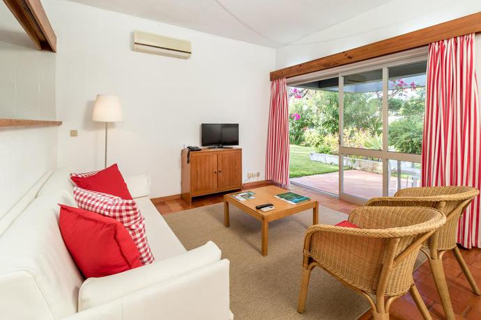 Imagen de los interiores del Apartamentos Pinhal Da Marina Turisticos. Foto 11