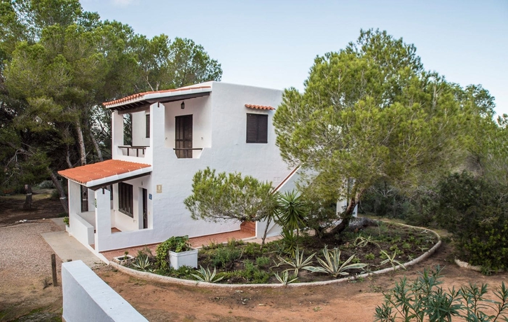 Imagen de los exteriores del Apartamentos Pinomar, Es Calo. Foto 12