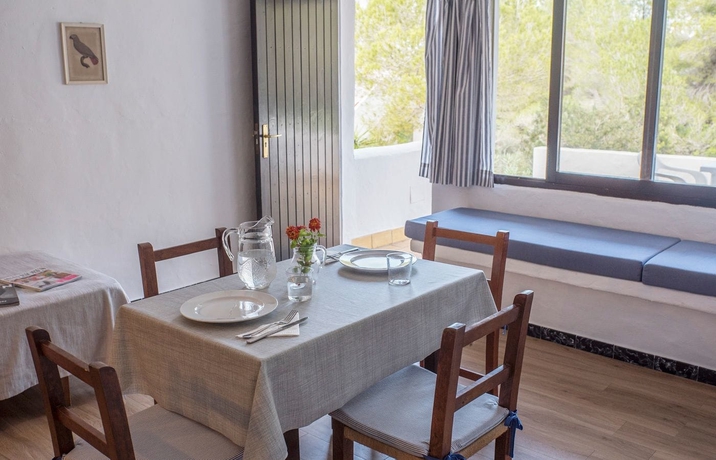 Imagen de la habitación del Apartamentos Pinomar, Es Calo. Foto 8