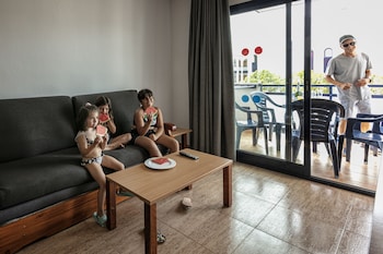 Imagen de la habitación del Apartamentos Pins Platja. Foto 8