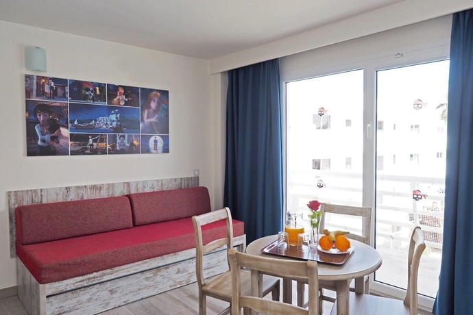 Imagen general del Apartamentos Pirates Village. Foto 13