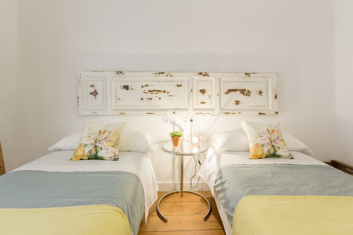 Imagen de la habitación del Apartamentos Pizarro 1930. Foto 12