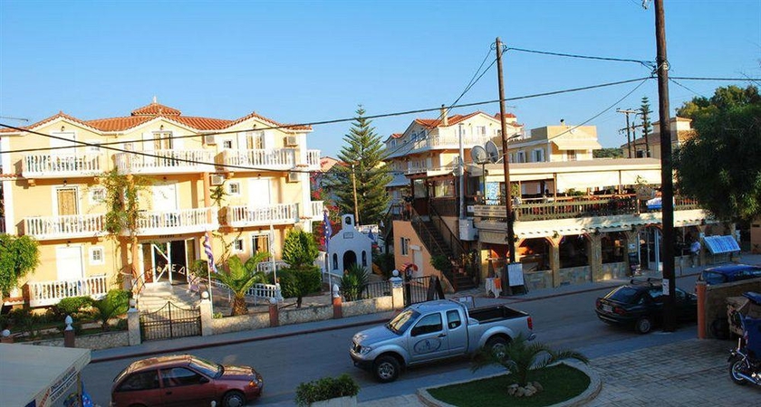 Imagen general del Apartamentos Planos Beach Aparthotel. Foto 4