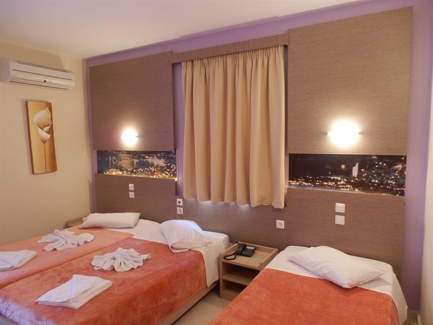 Imagen general del Apartamentos Planos Beach Aparthotel. Foto 11
