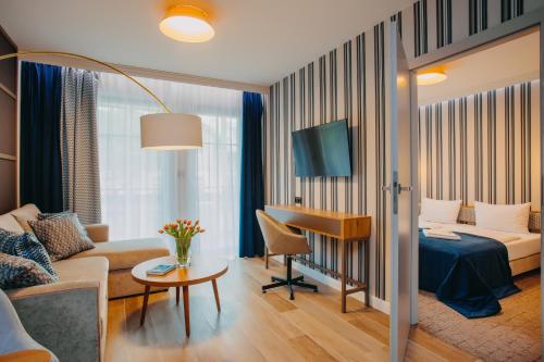 Imagen de la habitación del Apartamentos Platinum Adults. Foto 4