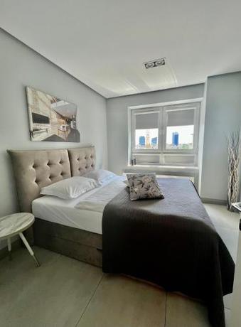 Imagen general del Apartamentos Platinum Towers Central. Foto 9