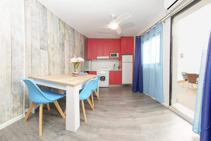 Imagen de la habitación del Apartamentos Playa 76. Foto 10