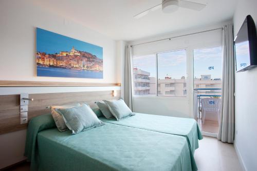 Imagen de la habitación del Apartamentos Playa Bella Beach Apartments. Foto 3