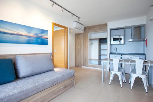 Imagen de la habitación del Apartamentos Playa Bella Beach Apartments. Foto 4
