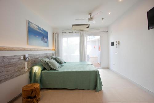 Imagen de la habitación del Apartamentos Playa Bella Beach Apartments. Foto 9