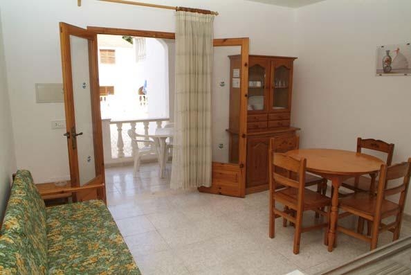 Imagen de la habitación del Apartamentos Playa Blanca. Foto 6