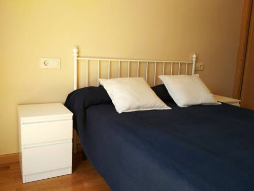 Imagen de la habitación del Apartamentos Playa Catedrales 3000. Foto 6