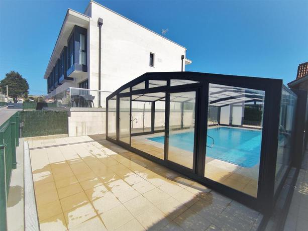 Imagen general del Apartamentos Playa De Covachos. Foto 6